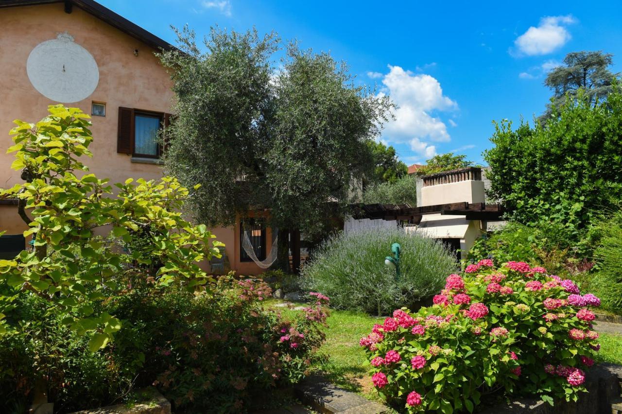 مبيت وإفطار إيزِيو Il Giardino Segreto المظهر الخارجي الصورة