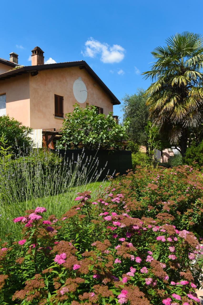 مبيت وإفطار إيزِيو Il Giardino Segreto المظهر الخارجي الصورة